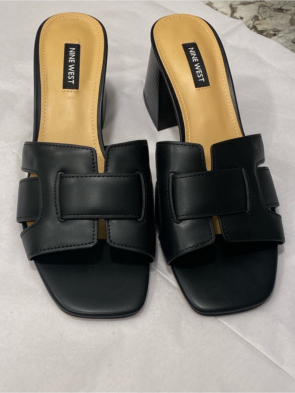 Nine West Black Block Heel Slide Sandals H Strap Size 8.5M - Picture 2 of 10